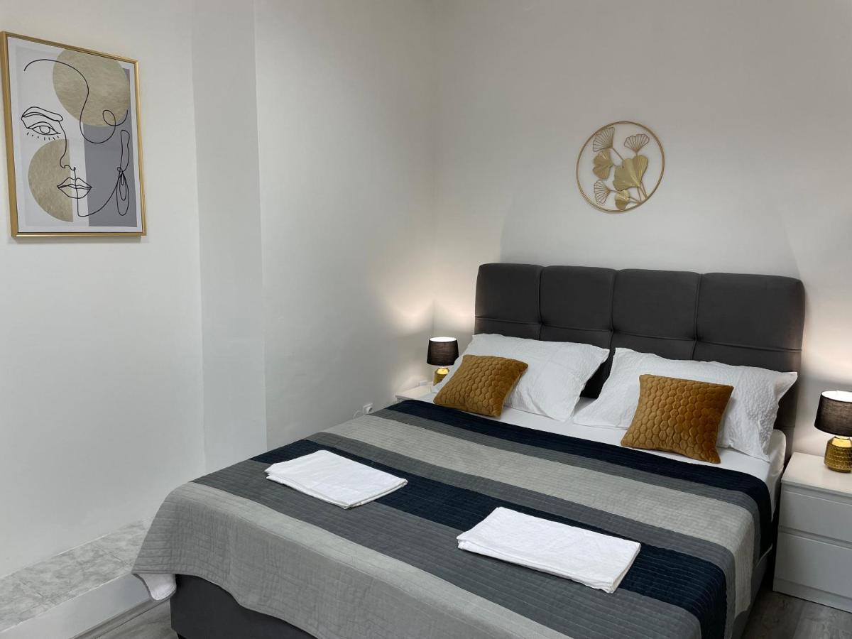 Apartment Studio Beauty In Centar Pula Eksteriør billede